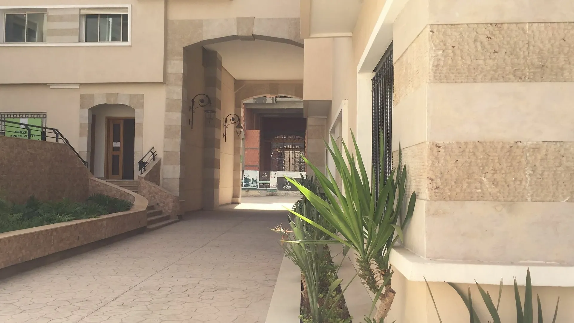 Oasis Square Apartment Casablanca Morocco